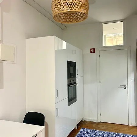 Sj2de Heart Of Lisbon, 1min To Augusta Arch! Spacious 2 Apts With 4br& 2ba * Лісабон