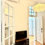 Sj2de Heart Of Lisbon, 1min To Augusta Arch! Spacious 2 Apts With 4br& 2ba Daire Lisboa