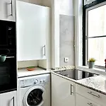 Sj2de Heart Of Lisbon, 1min To Augusta Arch! Spacious 2 Apts With 4br& 2ba アパート リスボン
