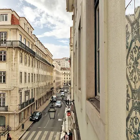 Sj2dee Heart Of Baixa New Air Conditioning Spacious 2 Apts 4br2ba Lisboa