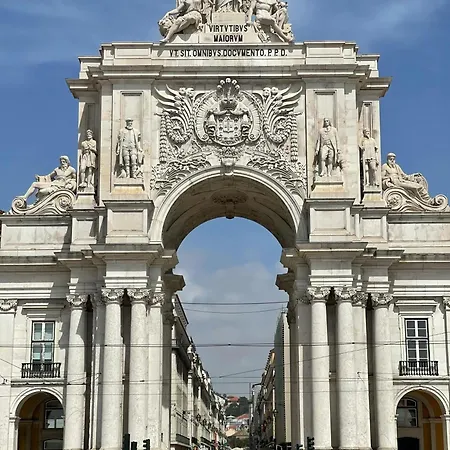 Sj2dee Heart Of Baixa New Air Conditioning Spacious 2 Apts 4br2ba Lisbon