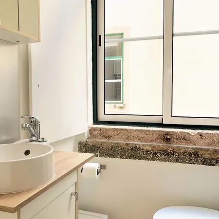 Sj2de Heart Of Lisbon, 1min To Augusta Arch! Spacious 2 Apts With 4br& 2ba Lisboa