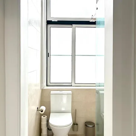 Διαμέρισμα Sj2de Heart Of Lisbon, 1min To Augusta Arch! Spacious 2 Apts With 4br& 2ba