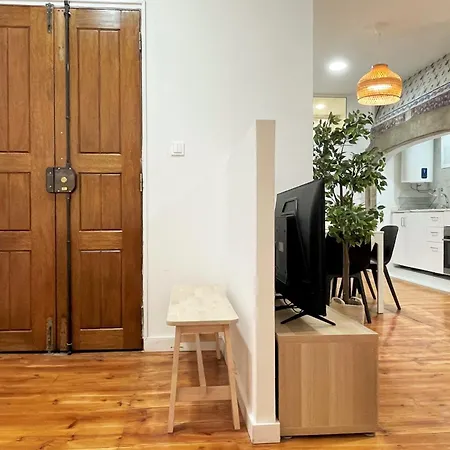 Sj2de Heart Of Lisbon, 1min To Augusta Arch! Spacious 2 Apts With 4br& 2ba * Лісабон