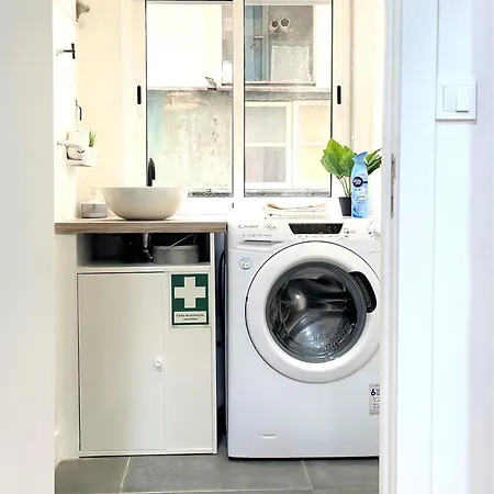 Sj2de Heart Of Lisbon, 1min To Augusta Arch! Spacious 2 Apts With 4br& 2ba *